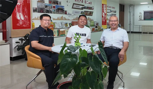对话90后村支书——迁安这场直播让职业教育赋能可见可感